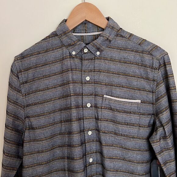 NWOT Adam Levin Casual Button Down Shirt Size S - Picture 2 of 8